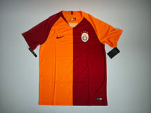 Laden Sie das Bild in den Galerie-Viewer, Galatasaray Istanbul 2018-2019 Home