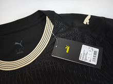 Laden Sie das Bild in den Galerie-Viewer, Borussia Dortmund 2026 Sondertrikot 100 Jahre Stadion Rote Erde AUTHENTIC