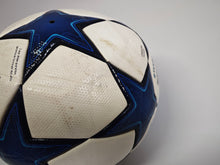 Load image into Gallery viewer, Fussball Champions League Finale 10 OMB / Gebraucht