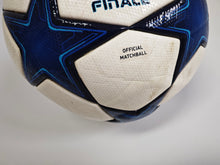 Load image into Gallery viewer, Fussball Champions League Finale 10 OMB / Gebraucht