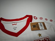 將圖片載入圖庫檢視器 VfB Stuttgart 2024-2025 Home Autogramm Signiert - Mittelstädt 7
