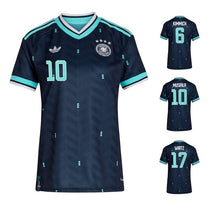 Laden Sie das Bild in den Galerie-Viewer, DFB Damen WM 2026 Away + Spielernummer