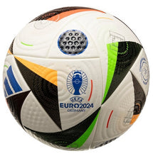 Laden Sie das Bild in den Galerie-Viewer, Fussball Adidas Fussballliebe EURO 2024