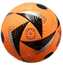 Laden Sie das Bild in den Galerie-Viewer, Fussball FUSSBALLLIEBE EURO 2024 Match Ball Winter OMB