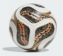 將圖片載入圖庫檢視器 Fussball Adidas TRIONDA FINALS WM 2026 Mini Replica OMB