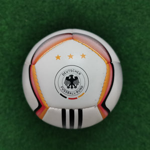 Fussball Adidas Auswahl Tango Comoequa Pelias wawa aba Glider Training Adipure