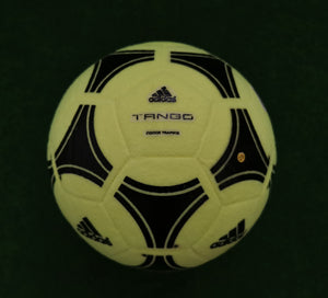 Fussball Adidas Auswahl Tango Comoequa Pelias wawa aba Glider Training Adipure