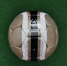 Cargar imagen en el visor de la galería, Fussball Adidas Auswahl Tango Comoequa Pelias wawa aba Glider Training Adipure