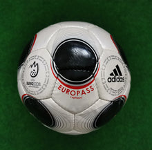 Cargar imagen en el visor de la galería, Fussball Adidas 2005-2008 Roteiro Teamgeist Europass Gloria Terrapass Sammler