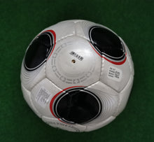 Cargar imagen en el visor de la galería, Fussball Adidas 2005-2008 Roteiro Teamgeist Europass Gloria Terrapass Sammler