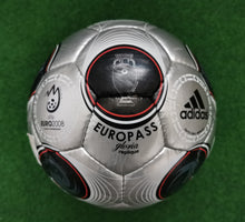 Load image into Gallery viewer, Fussball Adidas 2005-2008 Roteiro Teamgeist Europass Gloria Terrapass Sammler