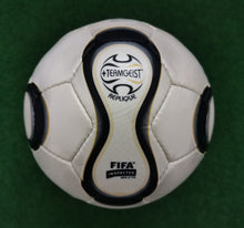 Cargar imagen en el visor de la galería, Fussball Adidas 2005-2008 Roteiro Teamgeist Europass Gloria Terrapass Sammler