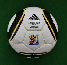 Charger l&#39;image dans la galerie, Fussball Adidas Jabulani WM 2010 Südafrika Replique Junior Glider Sammler