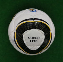 Cargar imagen en el visor de la galería, Fussball Adidas Jabulani WM 2010 Südafrika Replique Junior Glider Sammler