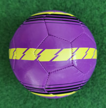 Cargar imagen en el visor de la galería, Fussball Nike Modelle T90 Mercurial Club Team u.a.