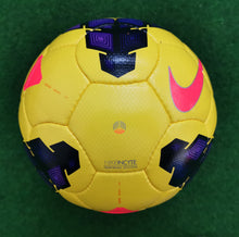 將圖片載入圖庫檢視器 Fussball INCYTE Hi-Vis I La Liga 2013-2014 OMB