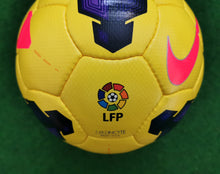 將圖片載入圖庫檢視器 Fussball INCYTE Hi-Vis I La Liga 2013-2014 OMB