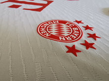 Laden Sie das Bild in den Galerie-Viewer, FC Bayern 2023-2024 Home Authentic - Beckenbauer 5 KAISER