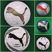 Laden Sie das Bild in den Galerie-Viewer, Fussball PUMA King Graphic TEAM CAT Mini Venono Auswahl