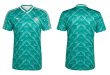 Laden Sie das Bild in den Galerie-Viewer, DFB Herren Retro 1990 Away
