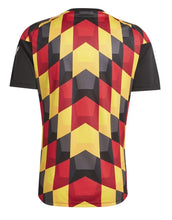 將圖片載入圖庫檢視器 DFB Herren WM 2026 Pre Match Schwarz Rot Gold