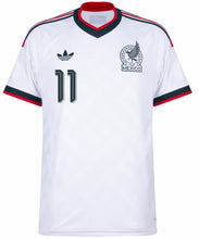 Laden Sie das Bild in den Galerie-Viewer, Mexiko Herren WM 2026 Away - S. Gimenez 11