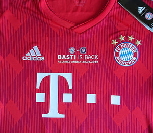 FC Bayern 2018 Home - Schweinsteiger 31 I Servus Basti