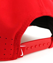 Cargar imagen en el visor de la galería, Cap Nike FC Liverpool 2020-2021 Red Classic 99 I Klopp