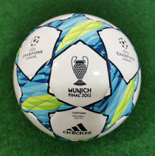 Load image into Gallery viewer, Fussball UCL Final Munich 2012 Capitano