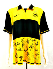 Laden Sie das Bild in den Galerie-Viewer, Borussia Dortmund 2007-2008 Home Signiert TEAM XL