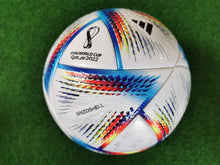 Laden Sie das Bild in den Galerie-Viewer, Fussball AL RIHLA WM 2022 PRO Match Ball