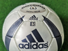 Laden Sie das Bild in den Galerie-Viewer, Fussball Adidas Roteiro EURO 2005 Women Replica