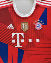 Laden Sie das Bild in den Galerie-Viewer, FC Bayern Sondertrikot 10 Jahre Deutscher Meister 2013-2022