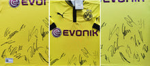 將圖片載入圖庫檢視器 Borussia Dortmund 2012-2013 Home Signiert TEAM - M