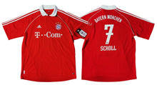 Laden Sie das Bild in den Galerie-Viewer, FC Bayern 2006-2007 Home Signiert - Scholl 7