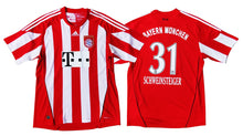 將圖片載入圖庫檢視器 FC Bayern 2010-2011 Home - Schweinsteiger 31