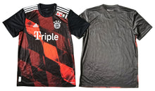 Load image into Gallery viewer, FC Bayern TRIPLE 2020 Third Limited Edition